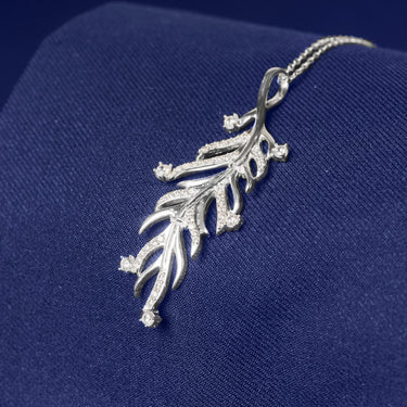 Twinkle Leaf Necklace