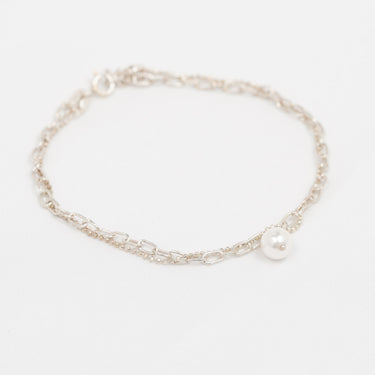 Tiny Pearl Bracelet