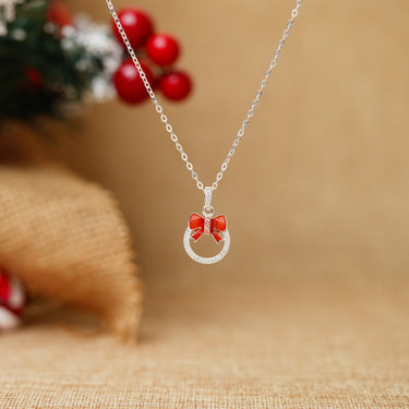 Christmas Necklace: Jingle bell