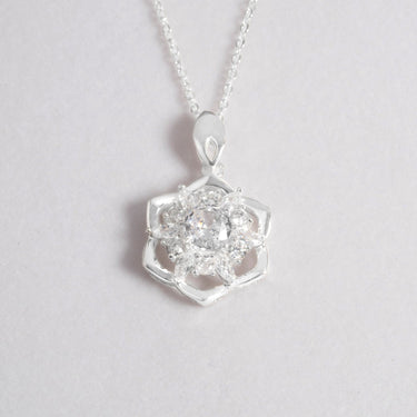 6-Petals Flower Necklace