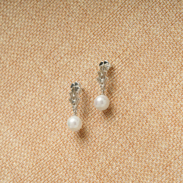 Dainty Pearl Droplets Earrings